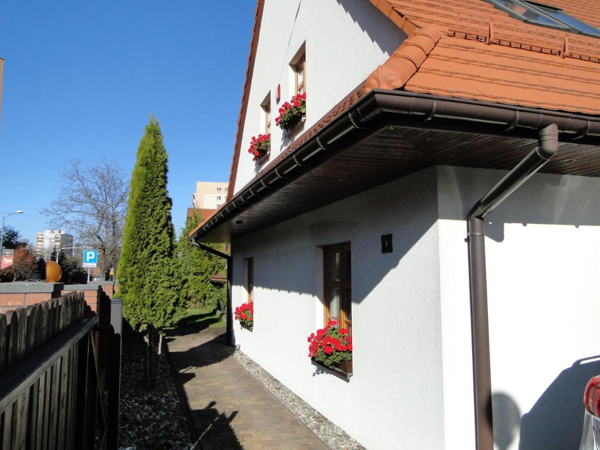 Giszowiec Pokoje Goscinne Przyjazna 9 Katowice Exterior photo